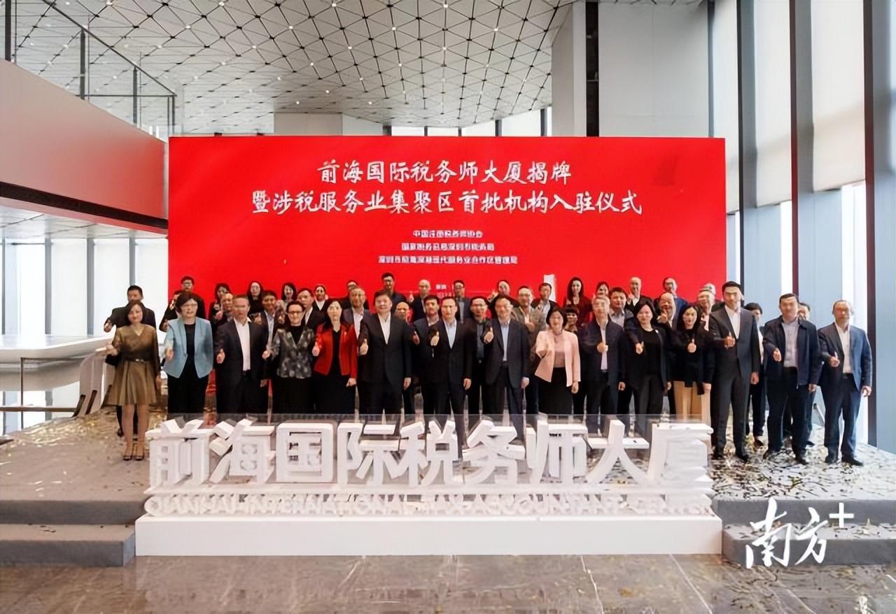 獨(dú)家爆料2025年香港正版資料免費(fèi)大全——一站式獲取所有資源！，獨(dú)家爆料，2025年香港正版資料大全——免費(fèi)獲取所有資源一站式平臺！