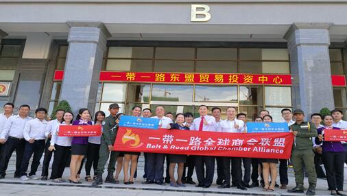 新澳門(mén)一碼一肖一特一中交易，深度解析與探索，澳門(mén)一碼一肖一特一中交易的深度探索與解析