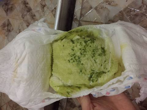 寶寶正常綠色大便圖片，了解嬰兒健康排便狀態(tài)的重要性，嬰兒健康排便指南，識別寶寶正常綠色大便的重要性圖片分享