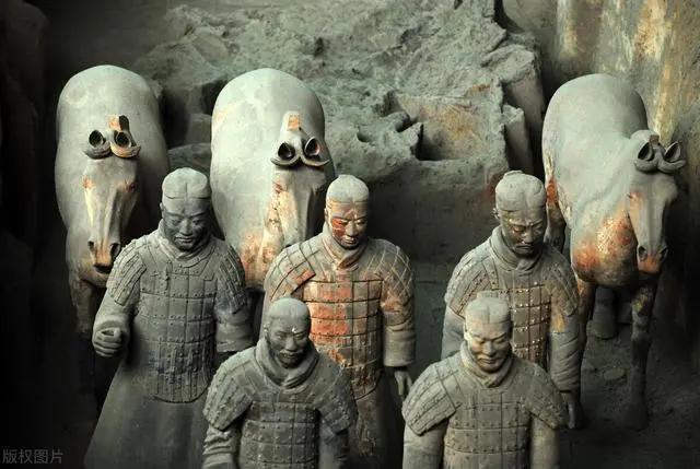 兵馬俑二號坑靈異事件，神秘現(xiàn)象背后的真相探索，兵馬俑二號坑神秘現(xiàn)象揭秘，探索靈異事件背后的真相