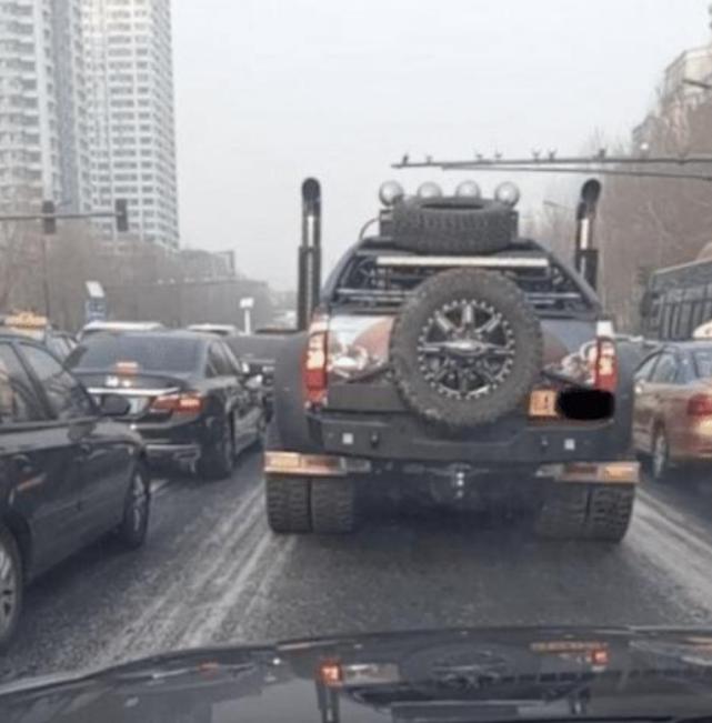 山東艦與福特級航母，一場實力對比的探討，山東艦與福特級航母，實力對比深度探討