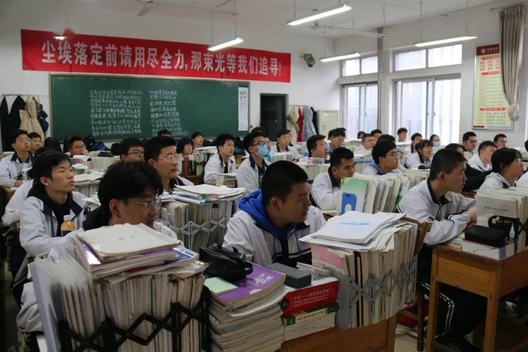 香港必中一組三中三，揭秘彩票背后的秘密與策略，揭秘彩票背后的秘密與策略，香港三中三必中組合探討