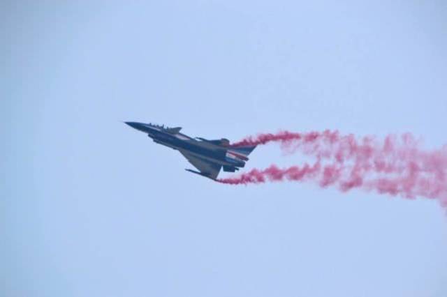 殲-10與F-16在巴基斯坦，技術(shù)比拼下的空戰(zhàn)實力對比，巴基斯坦空戰(zhàn)實力比拼，殲-10與F-16技術(shù)對決