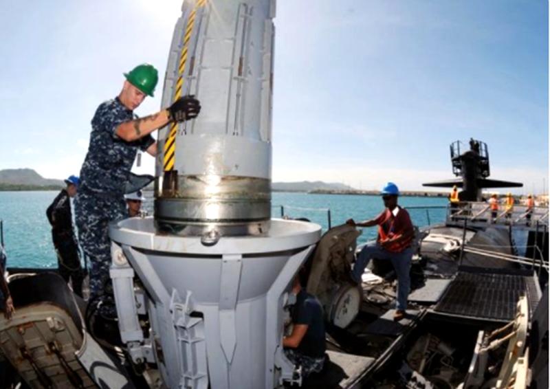 戰(zhàn)斧導(dǎo)彈價(jià)格揭秘，一枚究竟多少錢(qián)？，戰(zhàn)斧導(dǎo)彈價(jià)格揭秘，一枚究竟價(jià)值多少？