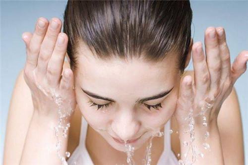 祛斑方法哪種效果好，全面解析最有效的祛斑途徑，全面解析，最有效的祛斑方法大揭秘！