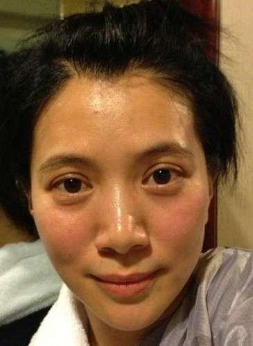 明星的素顏照片，誰最難看？探討真實(shí)美與公眾審美的碰撞，明星素顏照，真實(shí)美與公眾審美的碰撞，誰最難看？