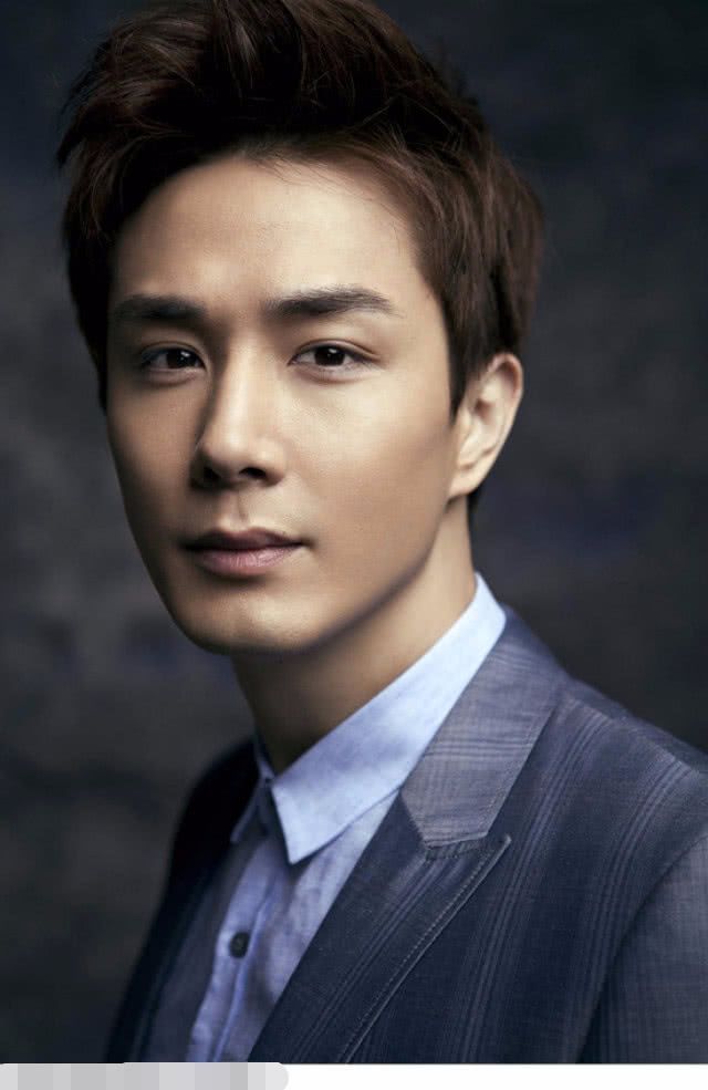 李承鉉前女友，揭秘過往情感糾葛與現(xiàn)今生活軌跡，揭秘李承鉉前女友的情感糾葛與現(xiàn)今生活軌跡